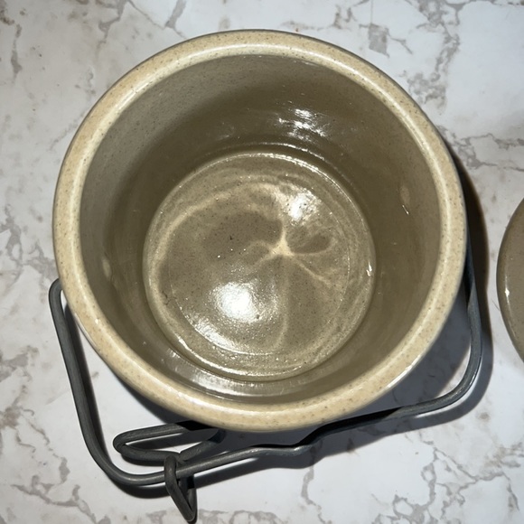 Vintage United States of America Cheese Crock with Lid and Metal Handle - Picture 7 of 16